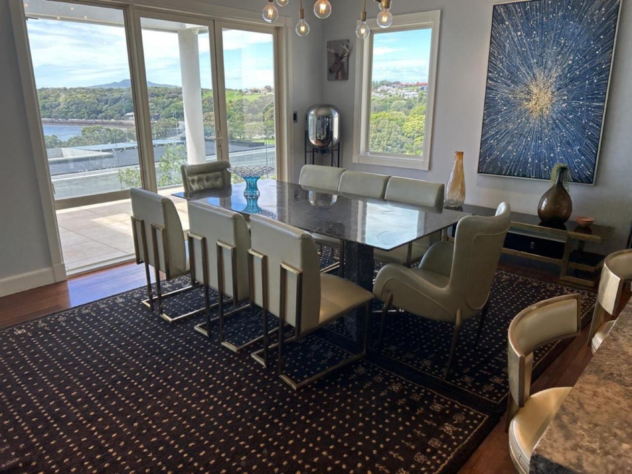 Orakei Grandeur Mansion With Sea Views & Pool Villa Auckland Bagian luar foto