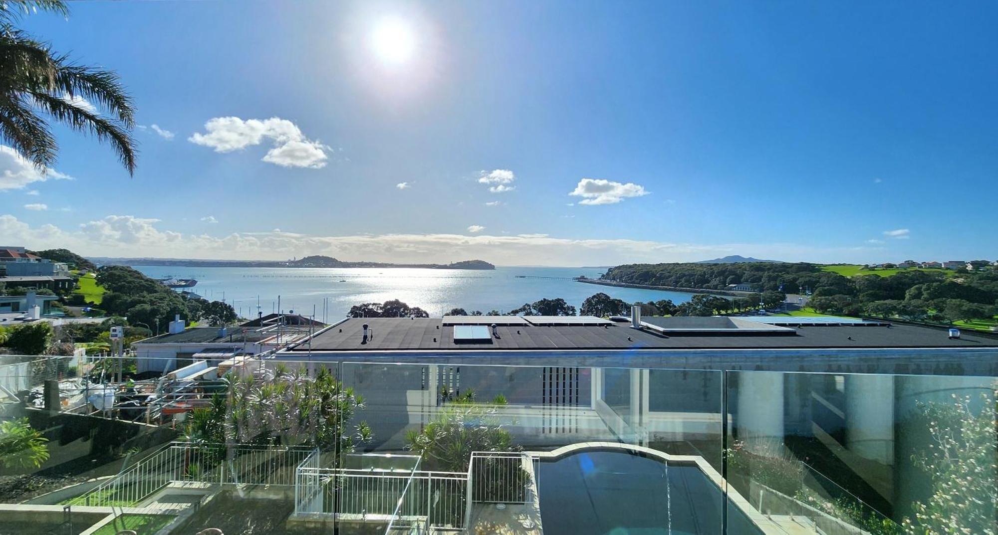 Orakei Grandeur Mansion With Sea Views & Pool Villa Auckland Bagian luar foto